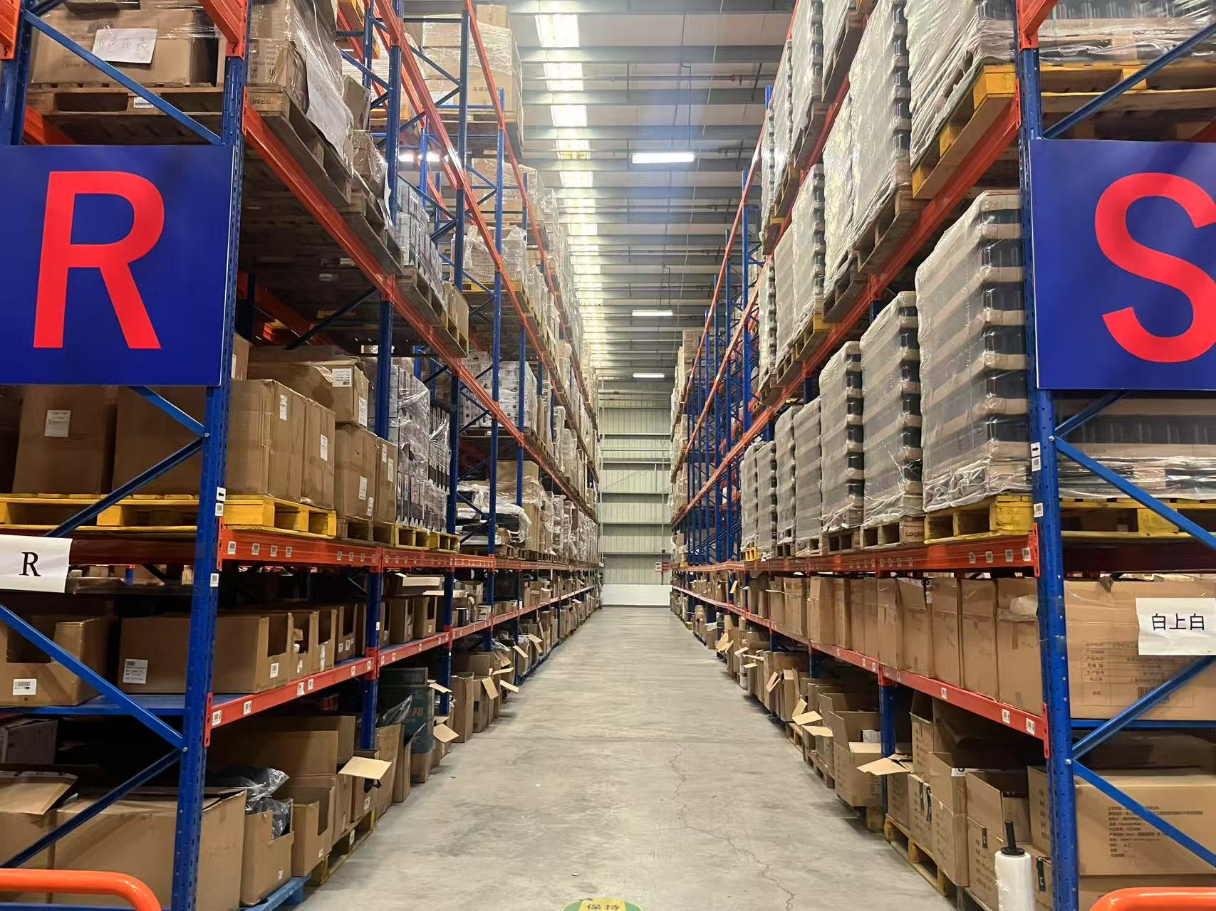 上海星力云仓：AI智能分拣+全渠道发货，订单处理零延迟