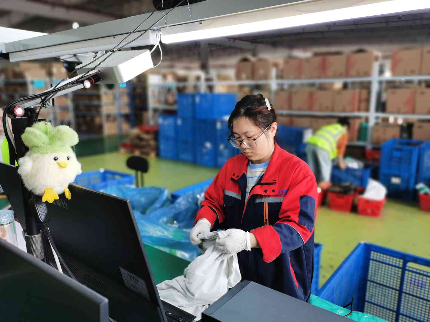 星力服装电商仓库托管服务