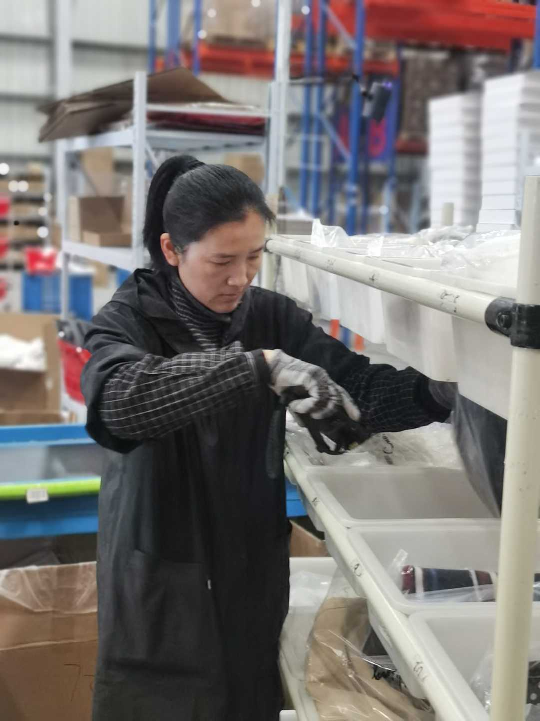 上海电商云仓外包：项链耳钉体积小发货易丢失？星力云仓静态称重复核