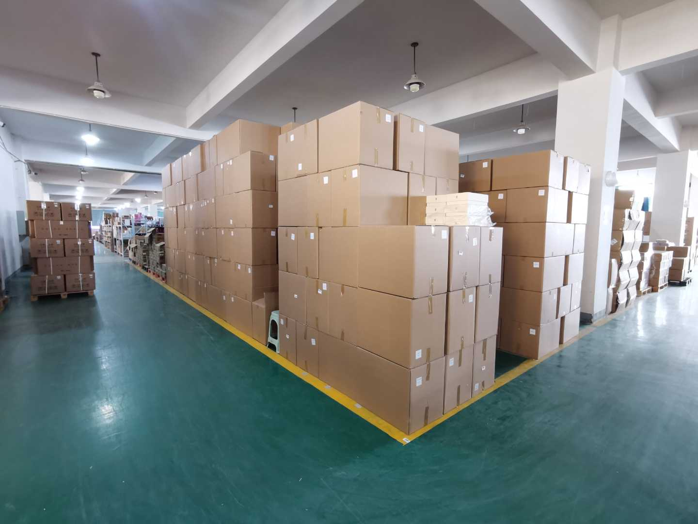 上海电商云仓外包：星力仓储做滑雪板户外品类定制包装，破损率降低于0.01%